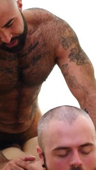 Bearfilms - peluda atlas grant barebacks para oso gordo Dax Librastic