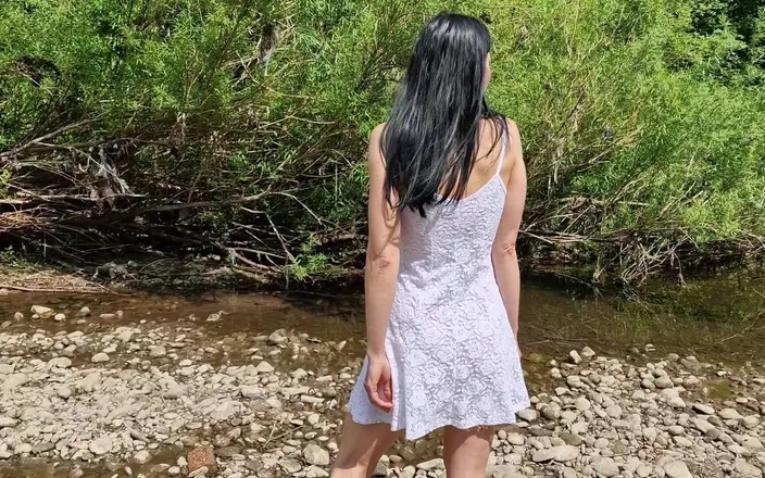 Nicky Brill: Outdoor Nude Gaping My Pussy and Peeing