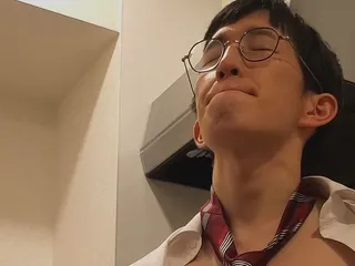 Fapping in After Work and Backed Home