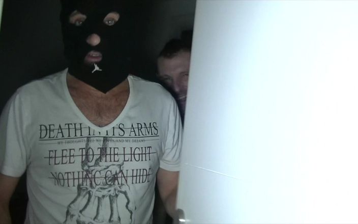 Only bareback sex party with friends: 2127 Slampa Twink knullad rå av pojke med Tatoos dominerande