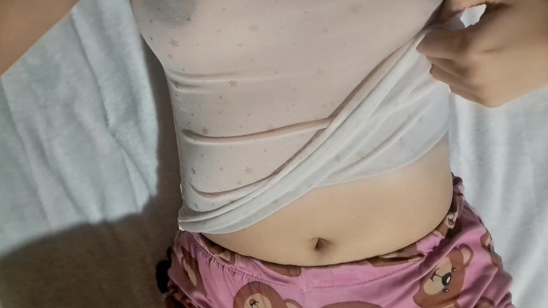 Yulieth Gomez: 美味しいピンクのトウモロコシの芯が滴る