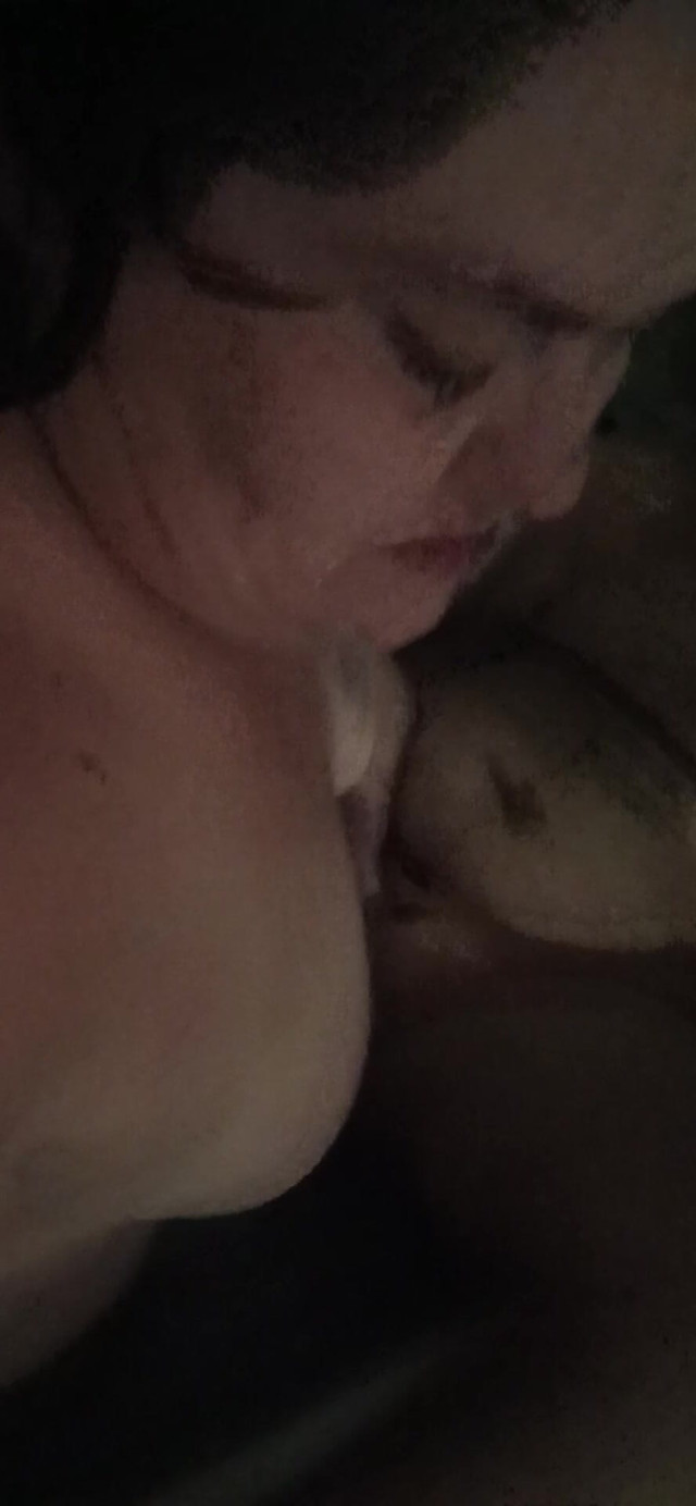 Mature Couple Making Love in the Tub (Macys girl)