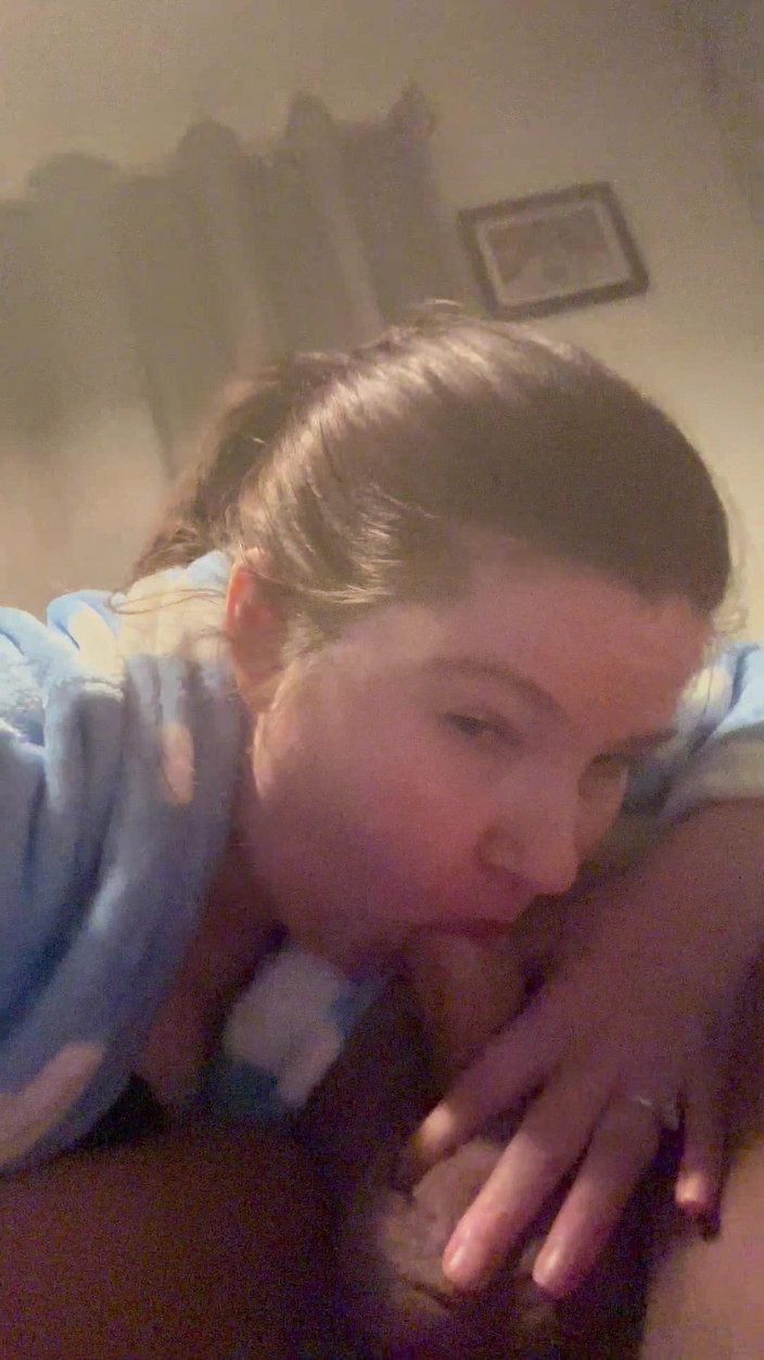 Teamfreeki: 彼氏のチンコをしゃぶる