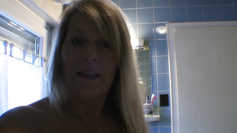 SweetSusi: Právě tě vezmu na záchod