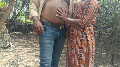 Inba: Sinh viên đại học đụ kiểu chó ngoài trời