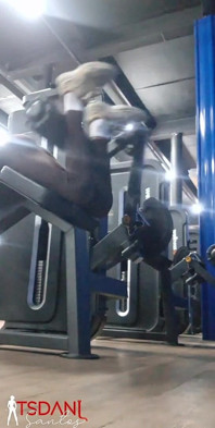 Je me sens très sexy à la salle de sport