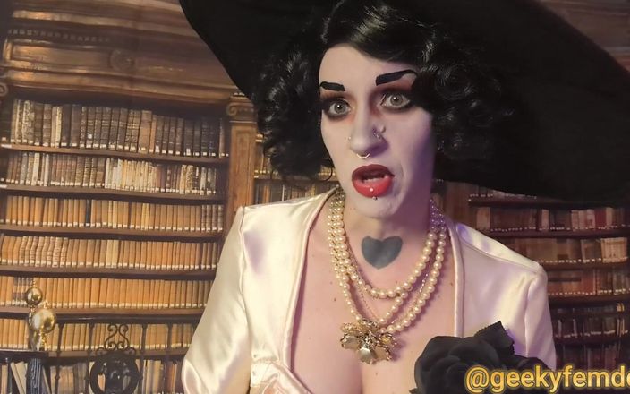 Geeky Femdom: Lady Dimitrescu har ett mellanmål