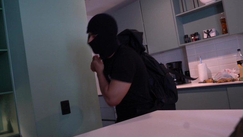 Angel Cruz: Я Даю Член Пишногрудій Брюнетці І Беру Її Речі