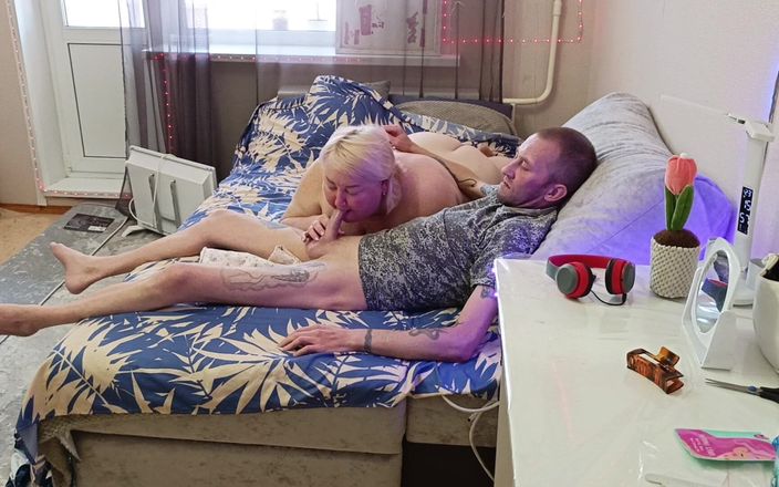 Zona901: 我的手淫继续从邻居口交到射精