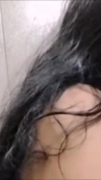 Nuovo sexy deepthro bhabi duro e sperma in bocca
