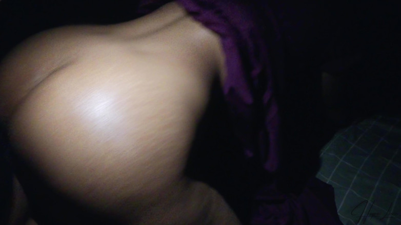 Hope Love: Chica asiática de gran culo follada duro por su casero...