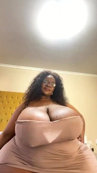 Gordinhas gemendo fetiche e adoração de peitos