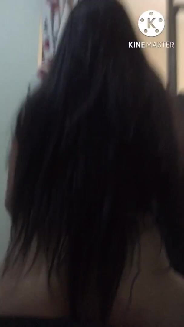 Im Aleja: Rico, mon amour, je viens ! Une ado sexy de 18 ans...