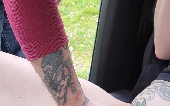 Demelza: Public Agent: sexy tattoo-mädchen dogging und squirting auf dem Land