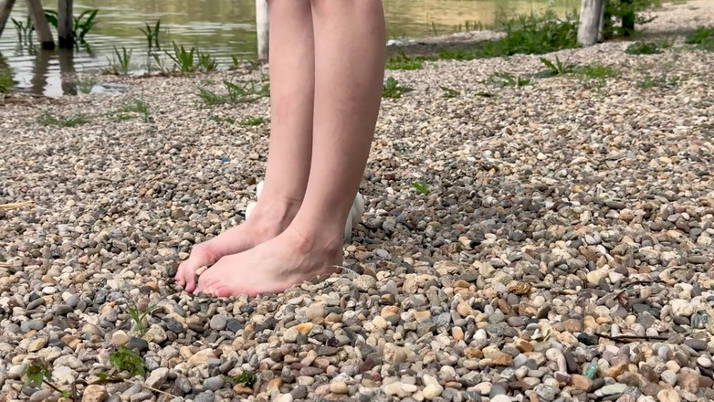 Loly Nebel Studio: Passeggiata nella foresta di Asmr nel lago