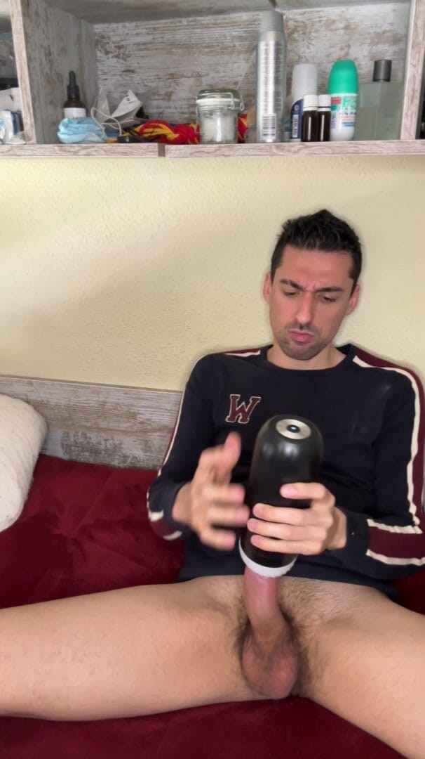 Liam Harding: Padrastro caliente mostrando una gran polla y jugando con vibrador