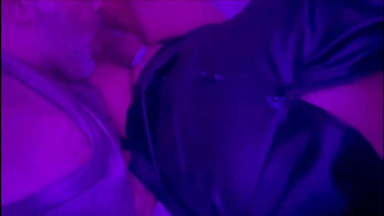 The newhere: Wytrysk w moich ustach