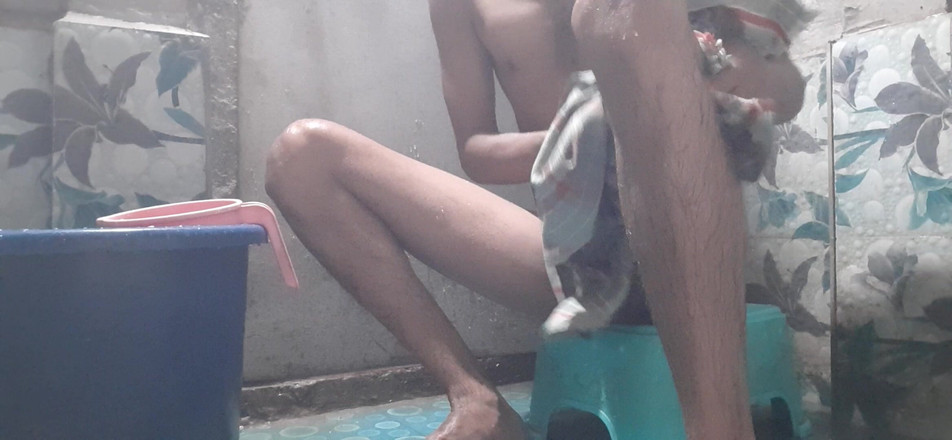 Che: Shower Indian Bathroom Man Black Big Cock Handjob