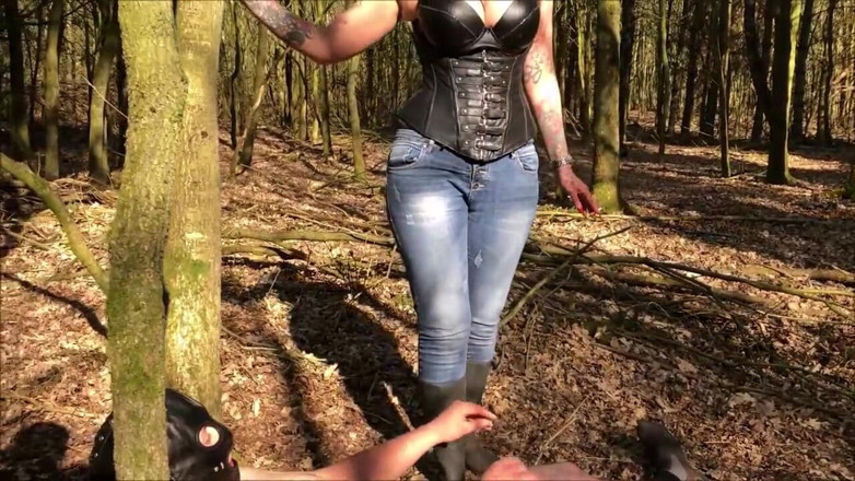 Nica Nordic: Slave training of the mistress in rubber boots