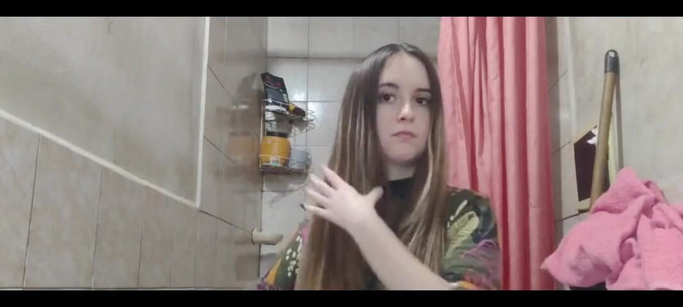 RavenHearth666VIP: Ik hou ervan mijn haar te borstelen