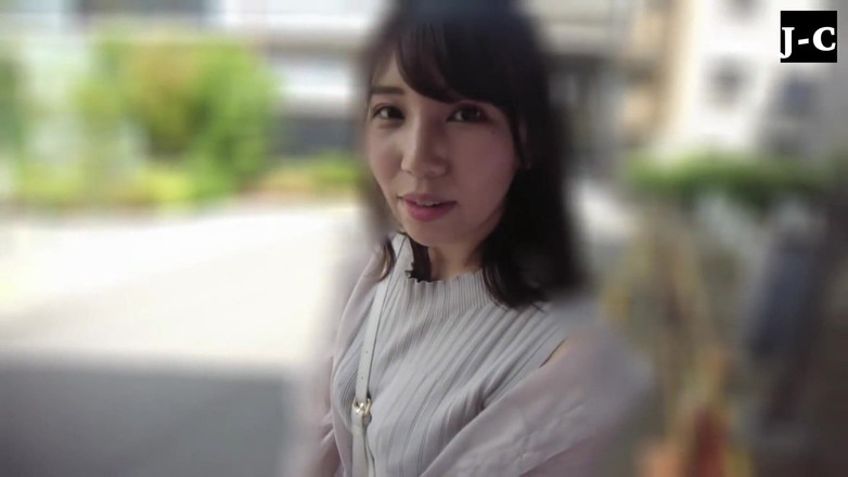 J-Cams: 敬业的27岁satomin热情地取悦她的秘密情人 - a