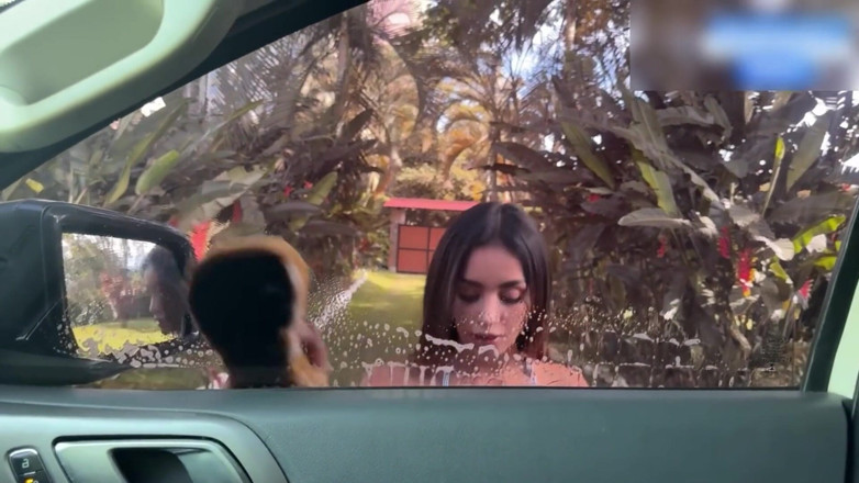 Samy Sun7: Beautiful Car Wash Girl Gets Fucked by One of Her...