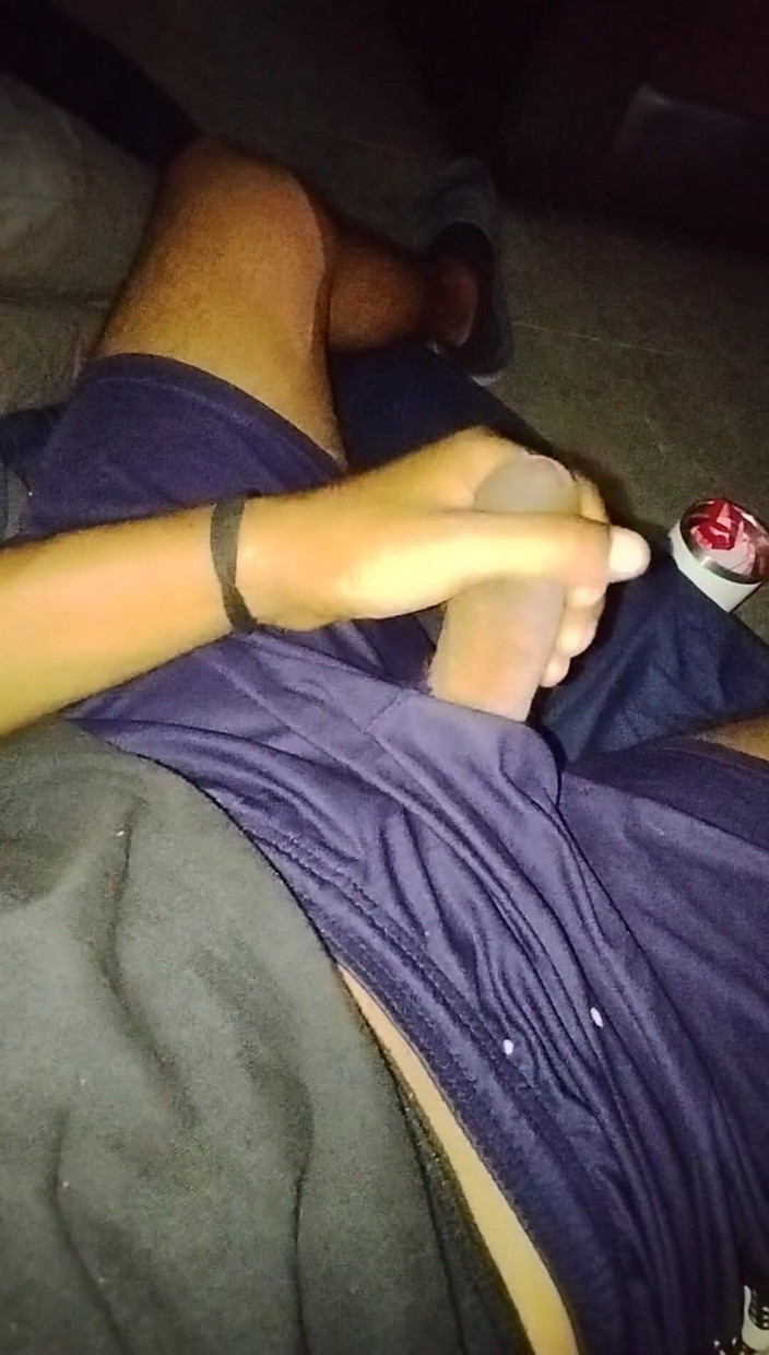 AlexAlejandro13: O cara chega em casa com orgasmo