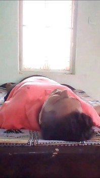 俺の靴下を味わって、俺のケツの匂いを嗅いでくれ!