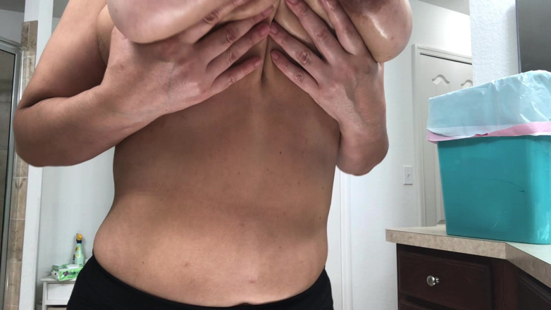 VeeVee Vixen: Cuplikan video peras susu kendor 1 kamera c