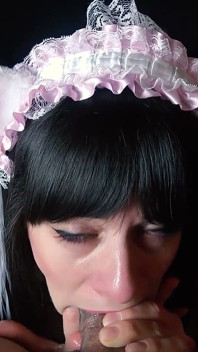 Deepthroat yang kucap untuk awek Neko, Menangis Kucing Saya