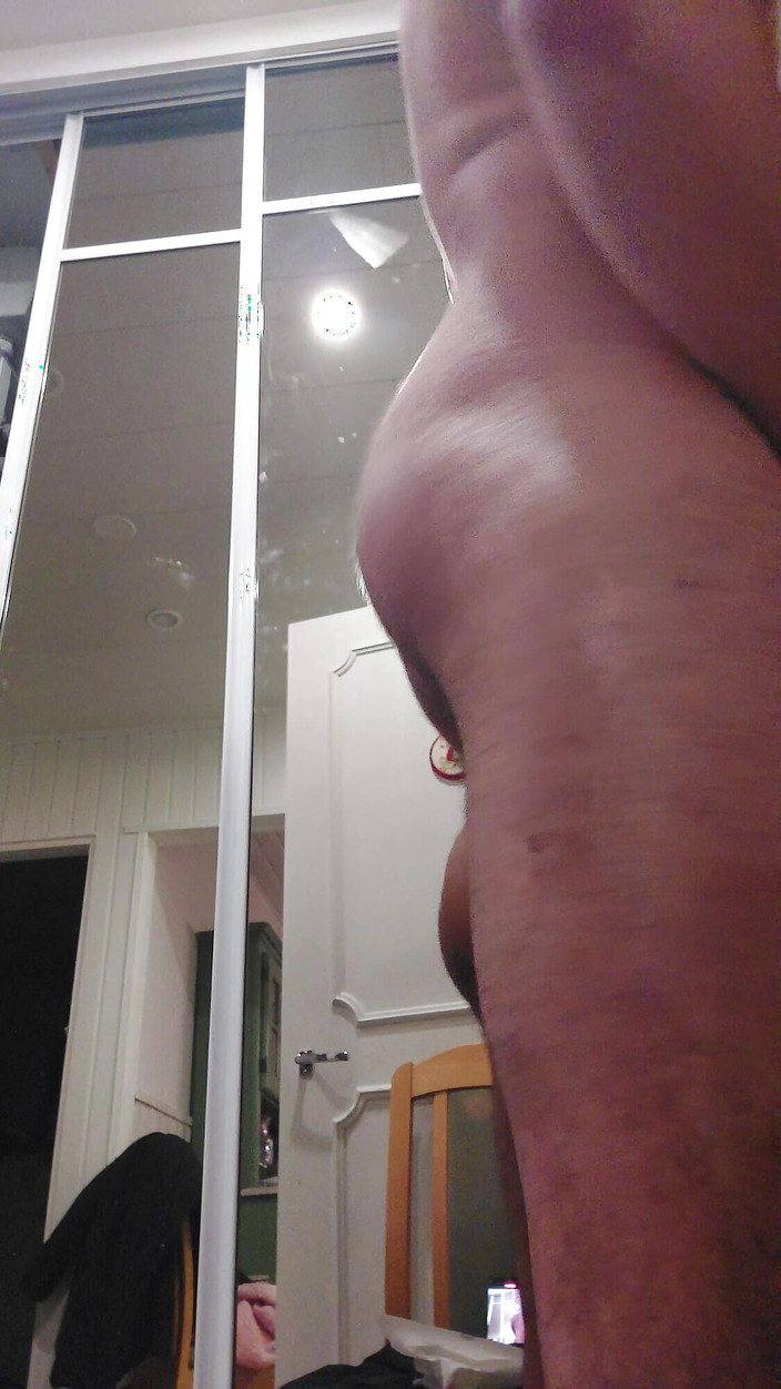 Big Tunisian Dick: Моя соло-мастурбация, видео