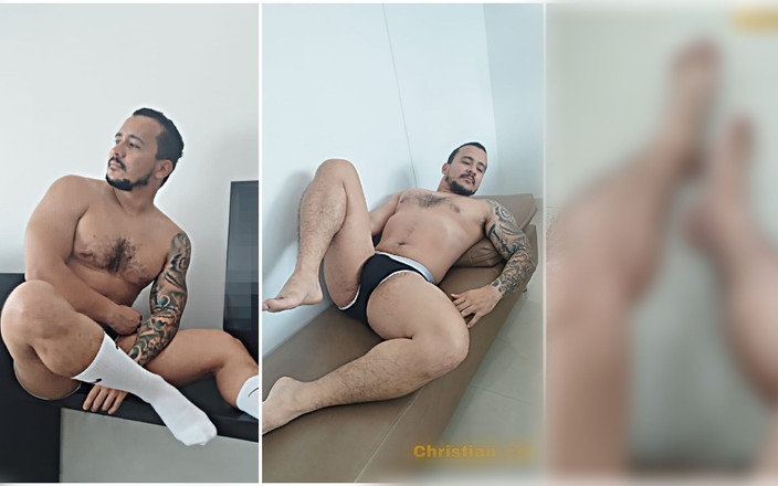 Christian_colombian: 丝袜和壮男的脚