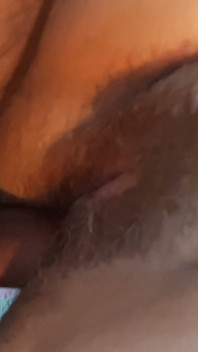 Yabancı orta yaşlı seksi kadınla parkta beklenmedik seks