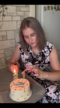 Smoking Before Cake