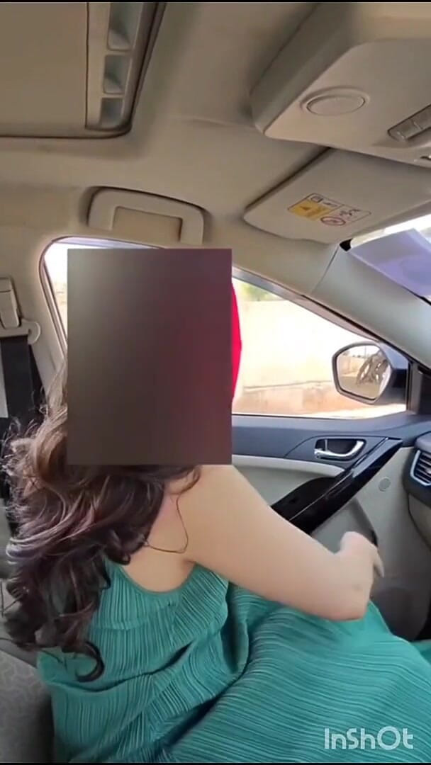 Asmita and sohom: Orang asing menyentuh buah dada saya di dalam kereta saya (di...