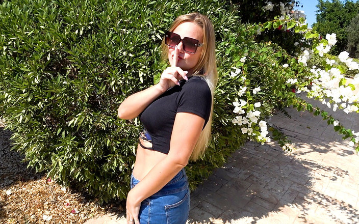 Lina Mila: Prostituta secreta de hobby de fim de ano creampie?! é assim...