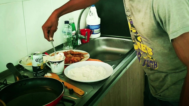 Uncut Lil Midget and Latina Freaky Friends: Pablon3grobar - Cooking with the Throatpie Queen