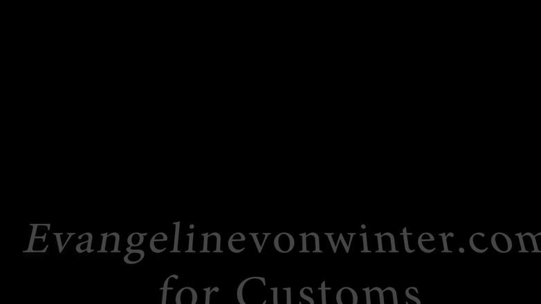 Evangelines Fetish: Sexuální zajíčci bosí ignorují