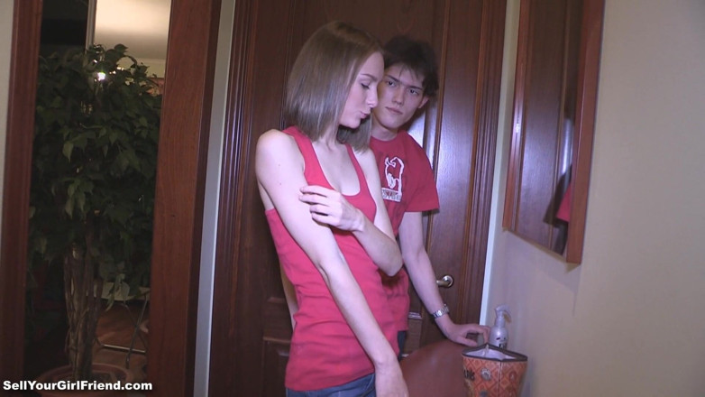Sell Your GF: Смотри, как я трахаю и соблазняй меня!