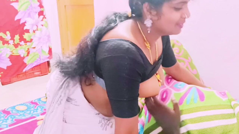 Telugu honey lips: India engaña con vecino
