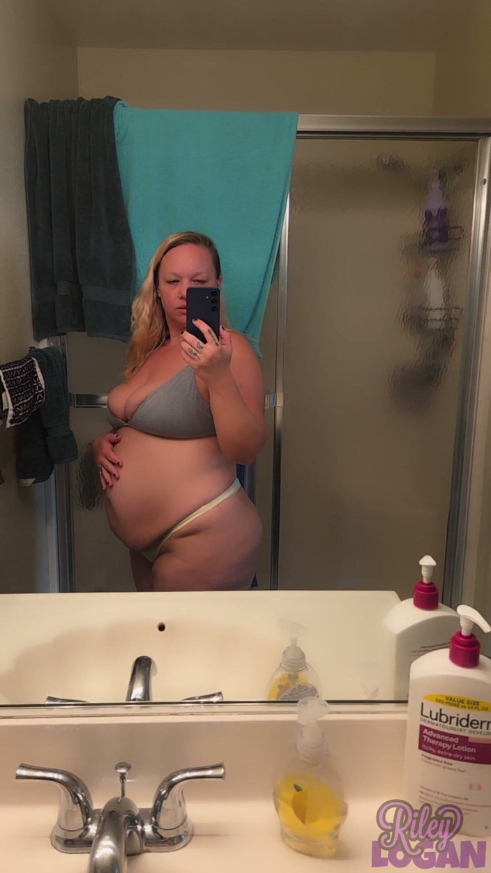 RileyLogan: Weigh and Measure BBW Feedee Gainer