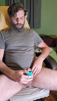 Assista me chupar uma grande carga gloopy e ver meu esperma de perto