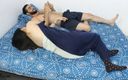 Emma and Antonello: Hermanastro comparte una cama con su hermanastra, se pone cachondo...
