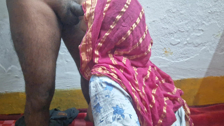 Busty Banuu: Empregada chupa pau do meu marido