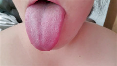 KikiPlumpAss_FH: Lengua fetiche primer plano