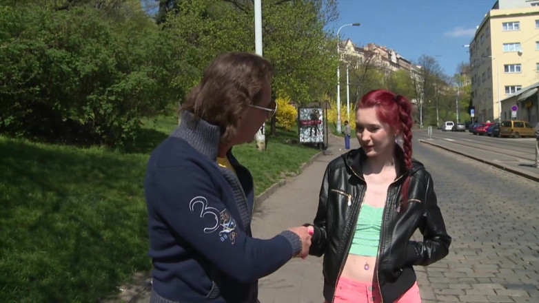 Romance with Love Fuck Party: Gorący piknik i prawie przyłapany na tym