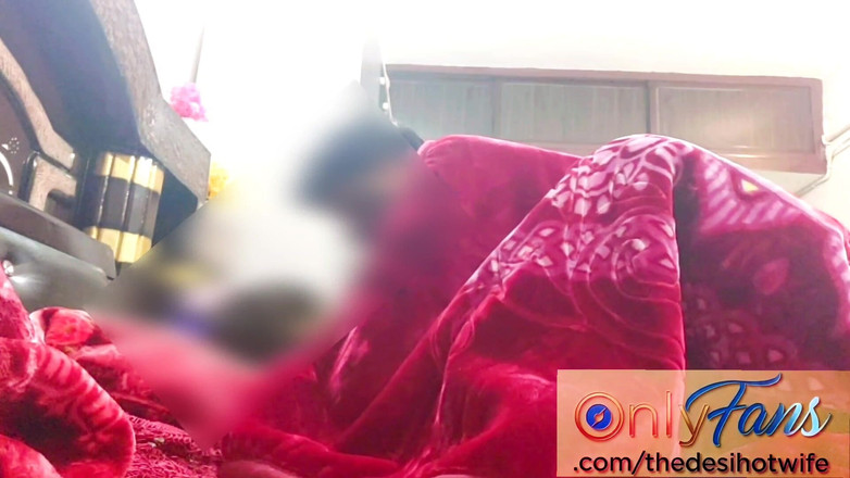 Sissy and hotwife: Недавно Вышедшая Замуж Домохозяйка Недовольна Маленьким Членом Мужа