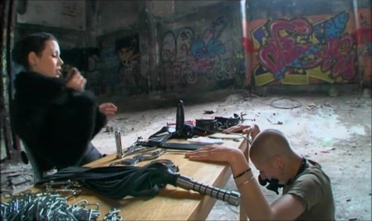 Absolute BDSM films - The original: Mencubit payudara mendominasi yang memalukan