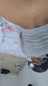Cewek semok latina lagi asik twerking sampai dientot gaya doggy