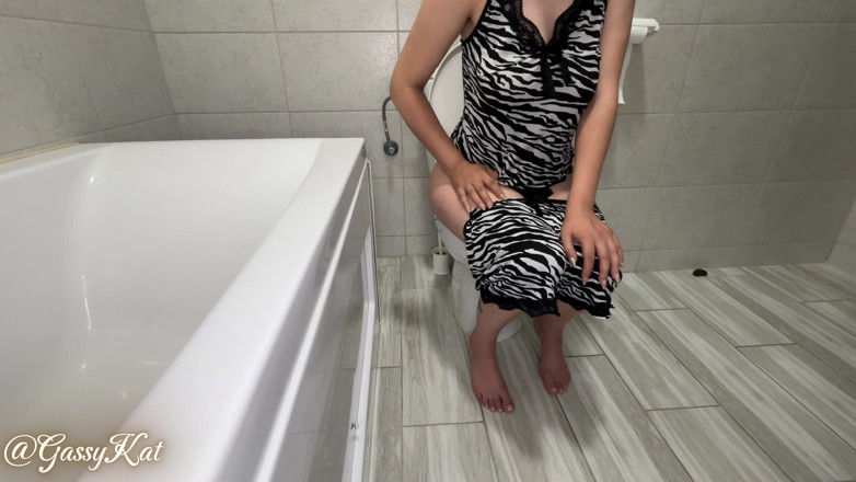 GassyKat: The Daily Toilet Episode 28